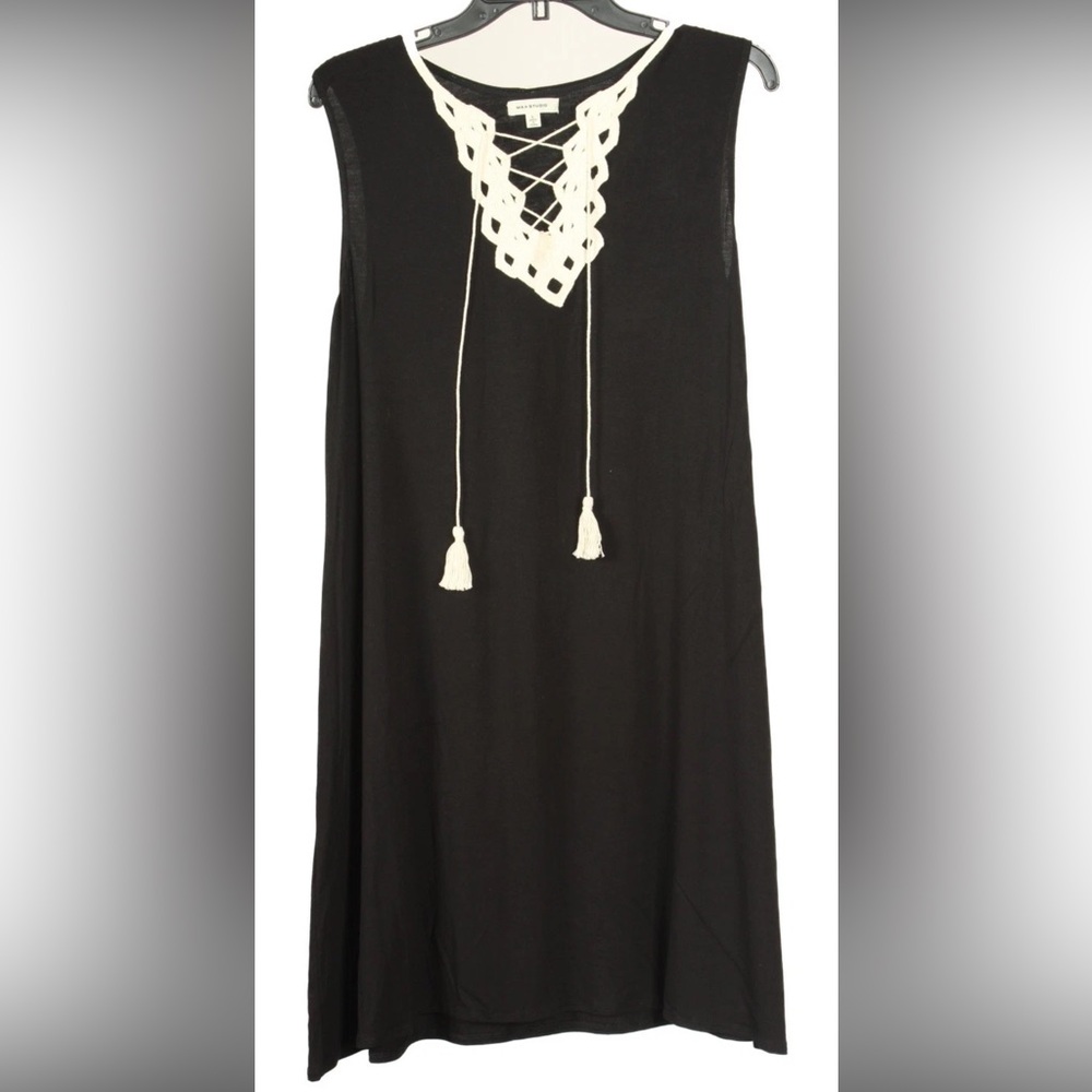 Max Studio Dress Women’s Large Black White Shift Sleeveless Pullover Tassels